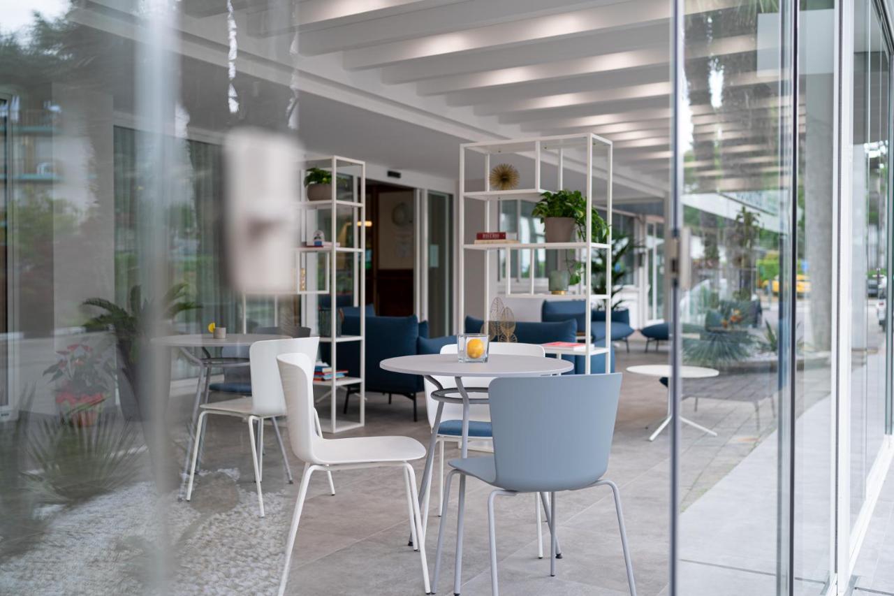 Hotel Smeraldo Λινιάνο Σαμπιαντόρο Εξωτερικό φωτογραφία