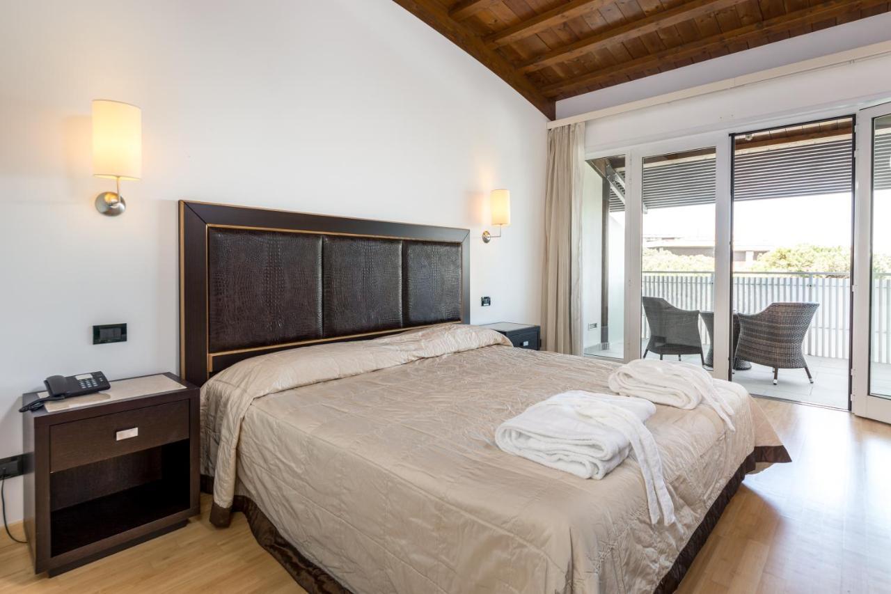 Hotel Smeraldo Λινιάνο Σαμπιαντόρο Εξωτερικό φωτογραφία