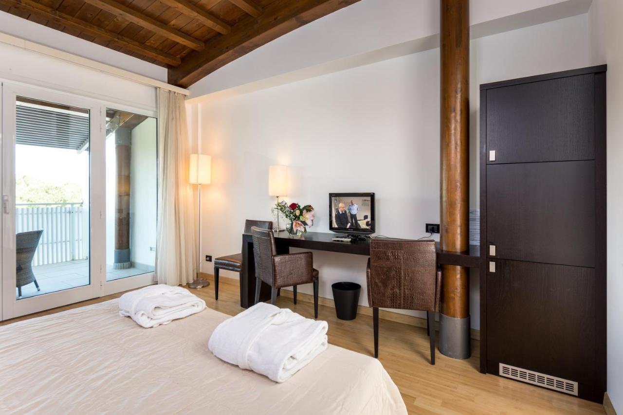 Hotel Smeraldo Λινιάνο Σαμπιαντόρο Εξωτερικό φωτογραφία