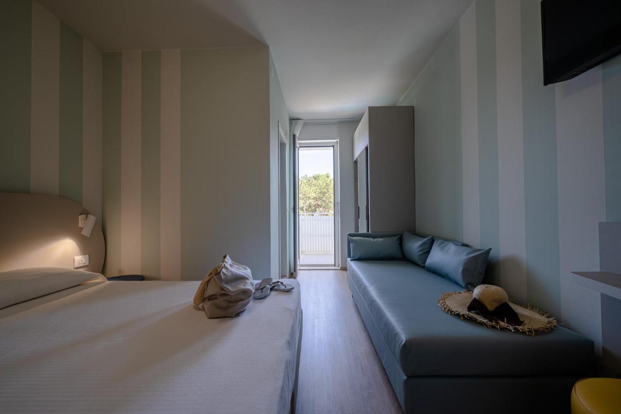 Hotel Smeraldo Λινιάνο Σαμπιαντόρο Εξωτερικό φωτογραφία