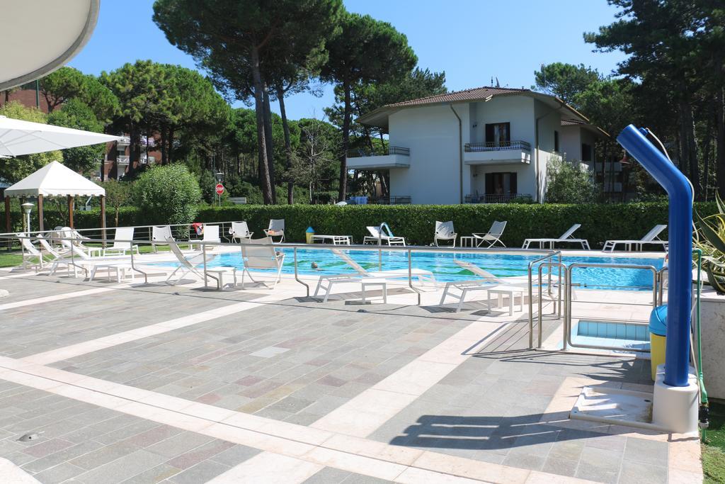 Hotel Smeraldo Λινιάνο Σαμπιαντόρο Εξωτερικό φωτογραφία