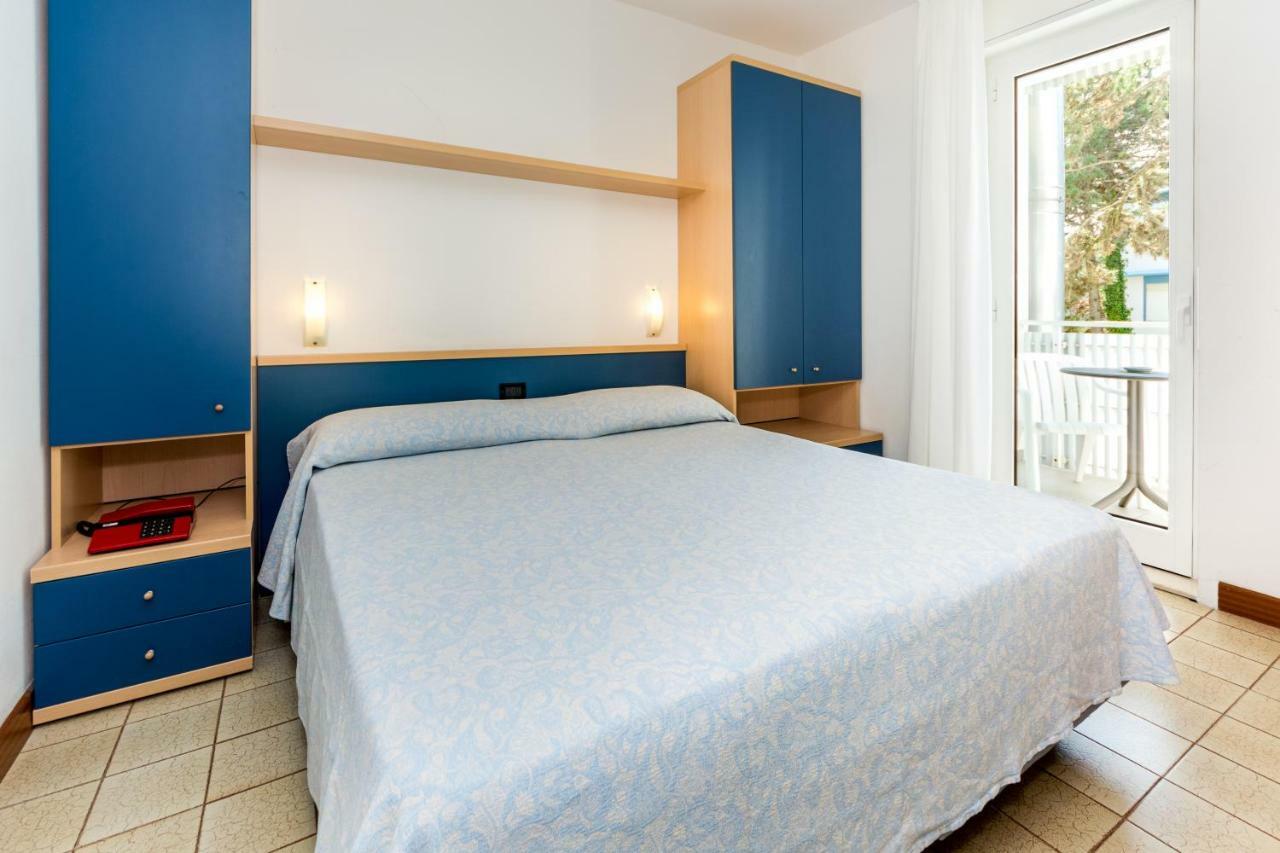 Hotel Smeraldo Λινιάνο Σαμπιαντόρο Εξωτερικό φωτογραφία